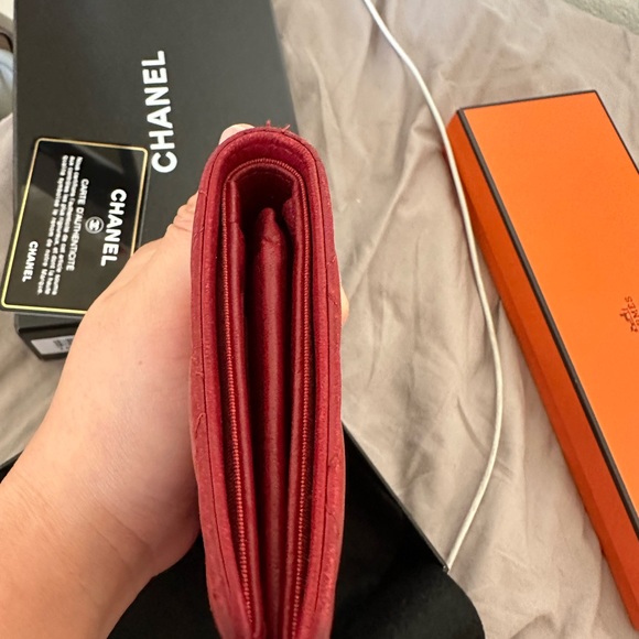 Authentic chanel wallet - Picture 3 of 7